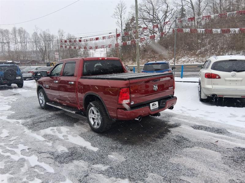 RAM 1500 Tradesman Crew Cab SWB 4WD 2014
