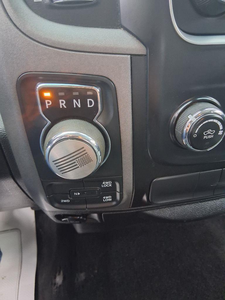 RAM 1500 Tradesman Crew Cab SWB 4WD 2014