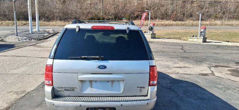 Ford Explorer Limited 4.6L 4WD 2005