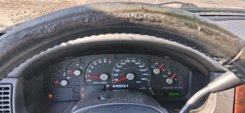 Ford Explorer Limited 4.6L 4WD 2005