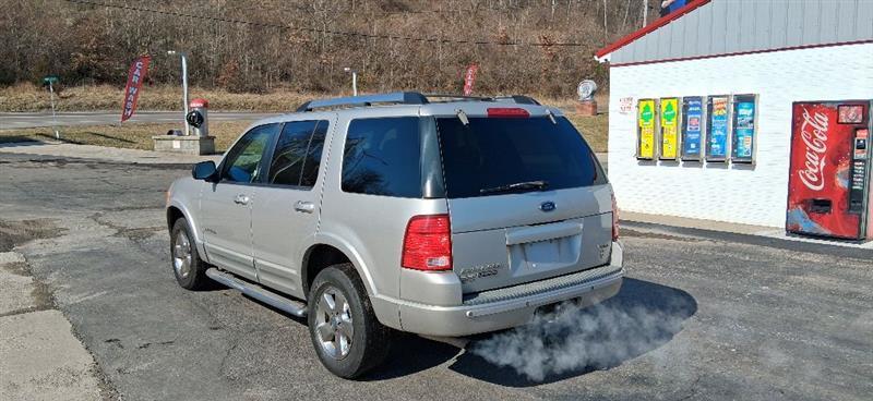 Ford Explorer Limited 4.6L 4WD 2005