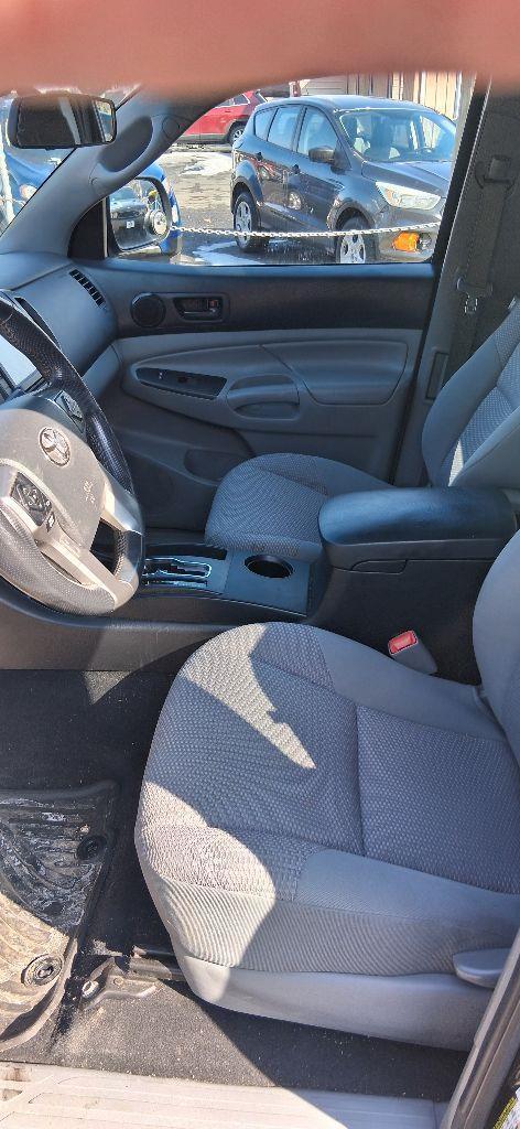 Toyota Tacoma Access Cab I4 4AT 2WD 2015