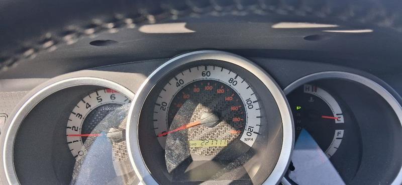 Toyota Tacoma Access Cab I4 4AT 2WD 2015