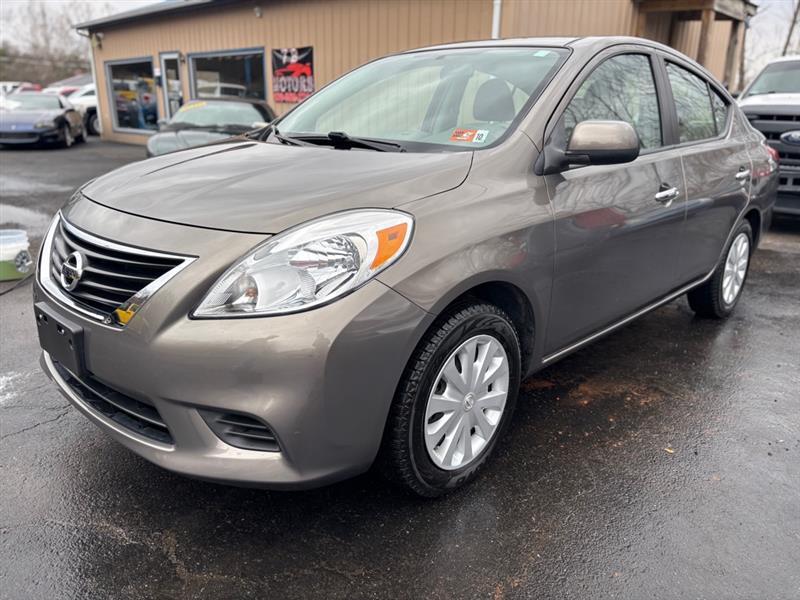 Nissan Versa 1.6 SL Sedan 2012