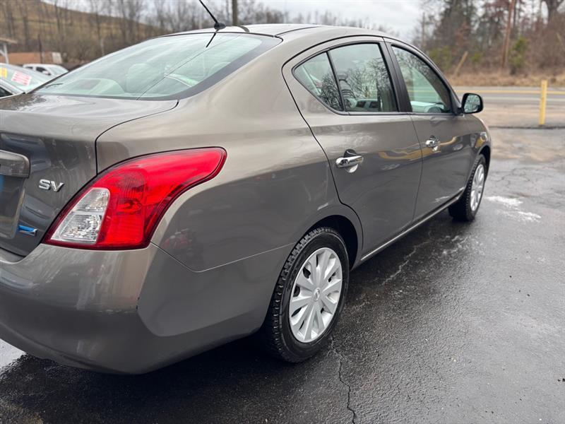 Nissan Versa 1.6 SL Sedan 2012