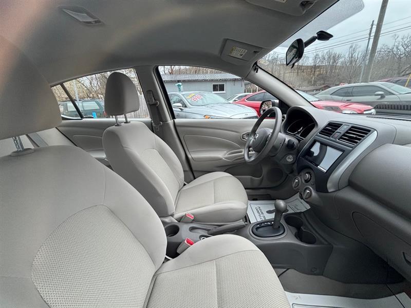 Nissan Versa 1.6 SL Sedan 2012