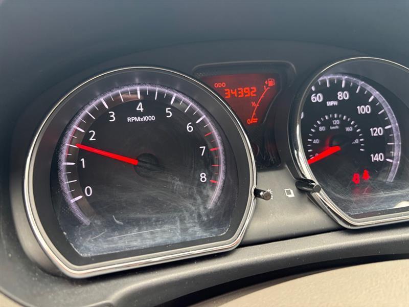 Nissan Versa 1.6 SL Sedan 2012