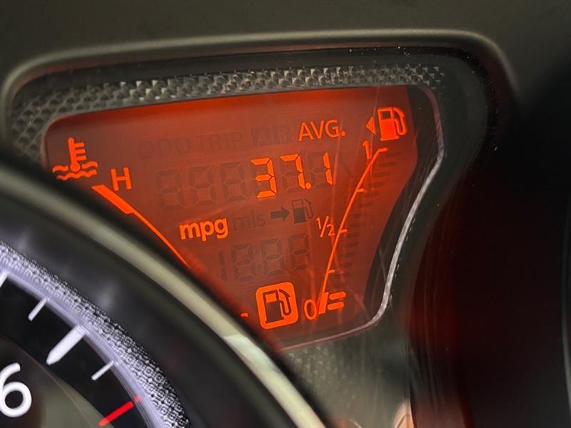 Nissan Versa 1.6 SL Sedan 2012