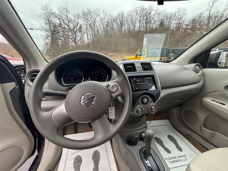 Nissan Versa 1.6 SL Sedan 2012