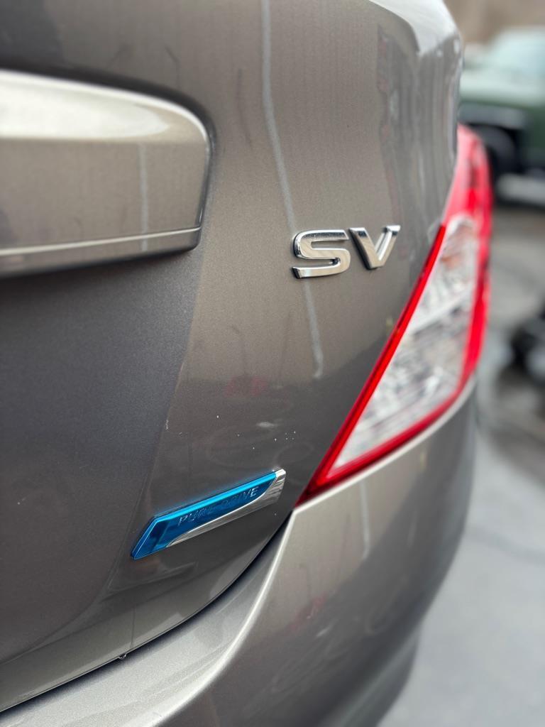 Nissan Versa 1.6 SL Sedan 2012