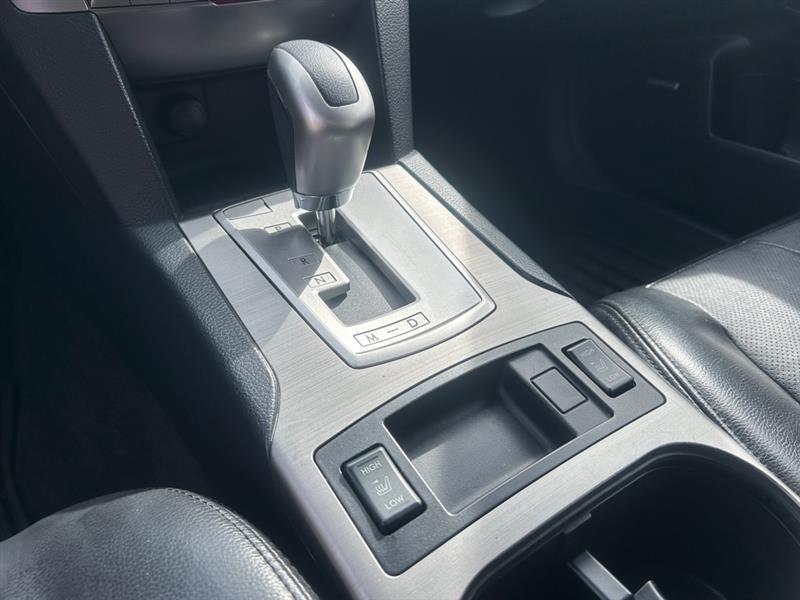 Subaru Outback 2.5i Limited 2011