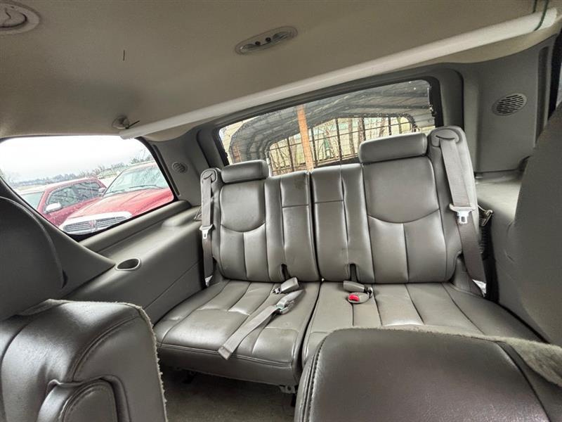 Chevrolet Tahoe 4WD 2005