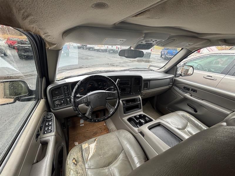 Chevrolet Tahoe 4WD 2005