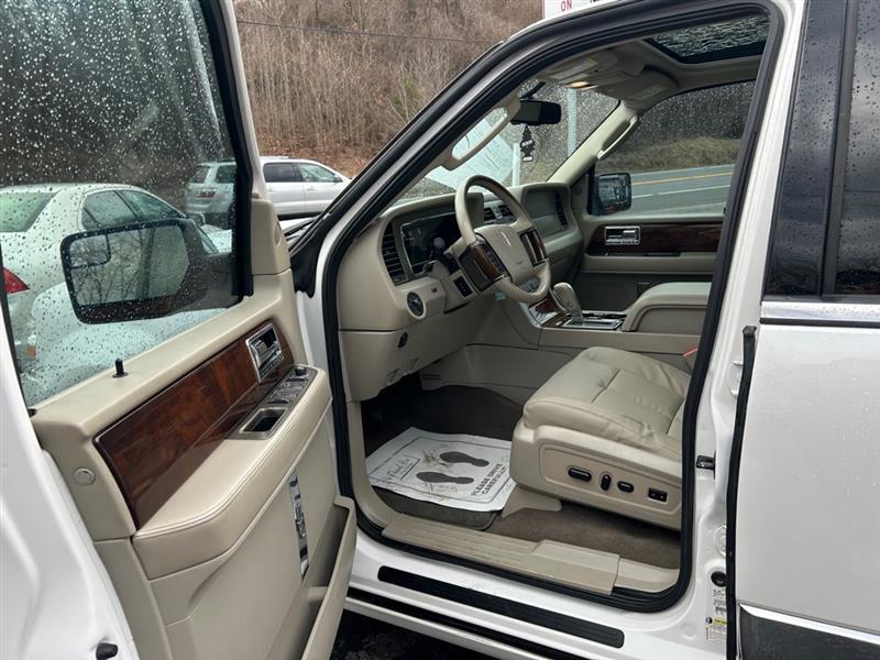 Lincoln Navigator 4WD 2014