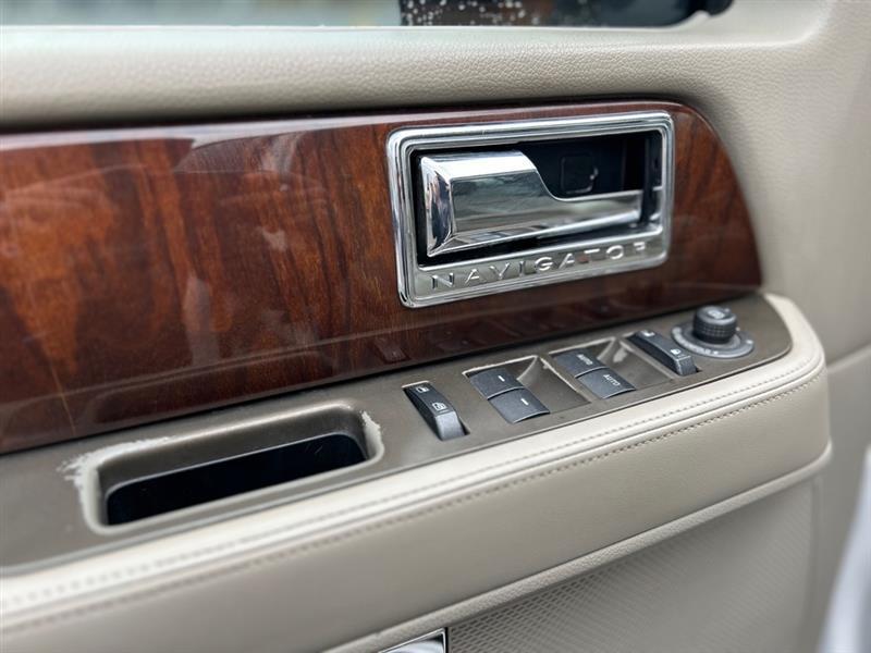 Lincoln Navigator 4WD 2014