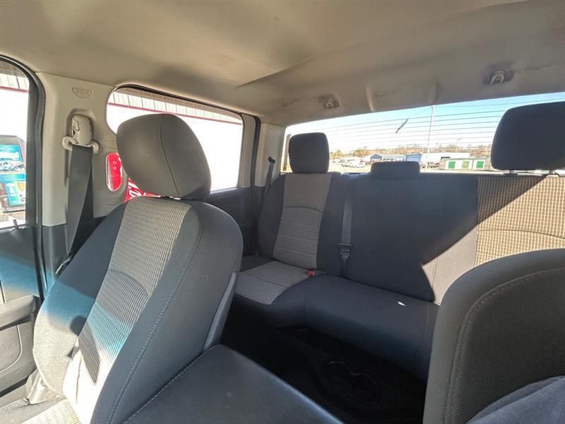 RAM 2500 ST Crew Cab SWB 4WD 2012