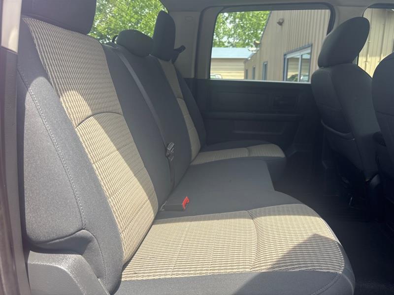 RAM 2500 ST Crew Cab SWB 4WD 2012