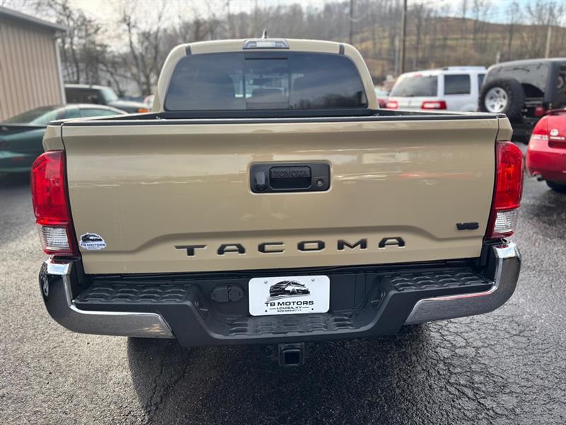 Toyota Tacoma SR5 Double Cab Long Bed V6 6AT 4WD 2017