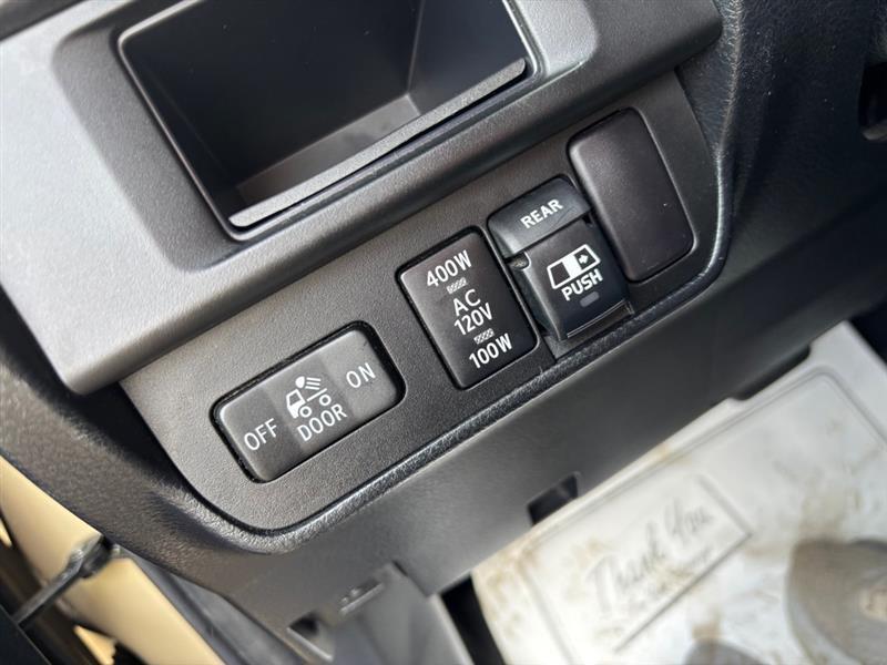 Toyota Tacoma SR5 Double Cab Long Bed V6 6AT 4WD 2017