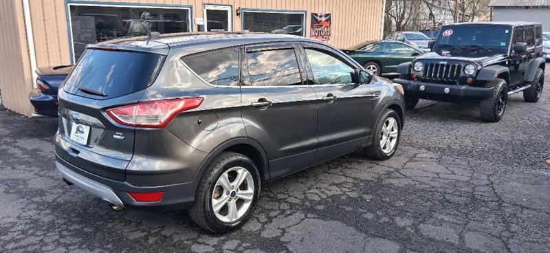 Ford Escape SE 4WD 2016