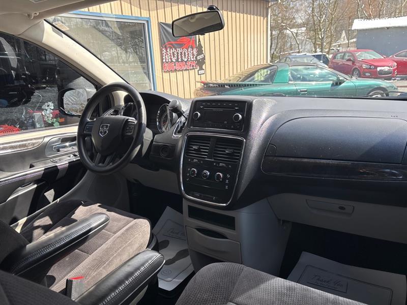 Dodge Grand Caravan SE 2014