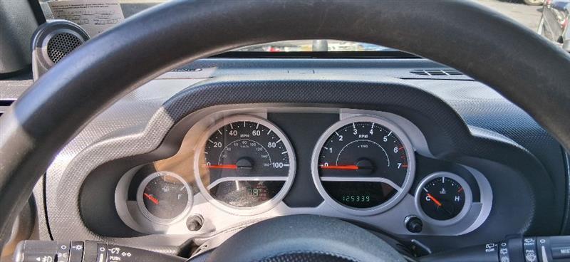 Jeep Wrangler Unlimited Sport 4WD 2010