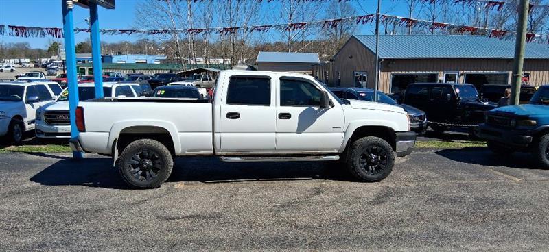 Chevrolet Silverado 2500HD LT Crew Cab Long Bed 4WD 2005