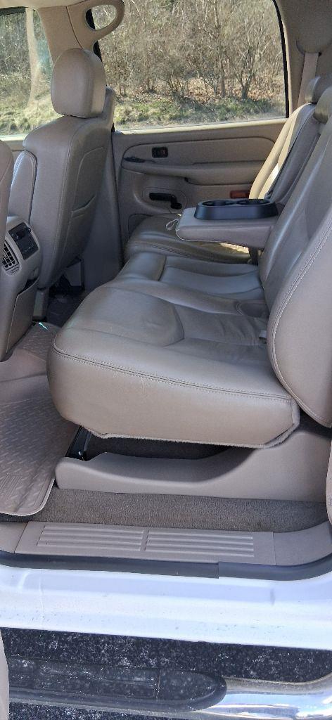 Chevrolet Silverado 2500HD LT Crew Cab Long Bed 4WD 2005