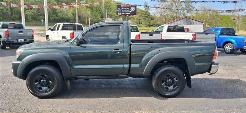 Toyota Tacoma Regular Cab 4WD 2011