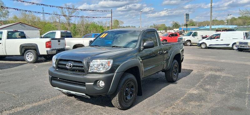 Toyota Tacoma Regular Cab 4WD 2011