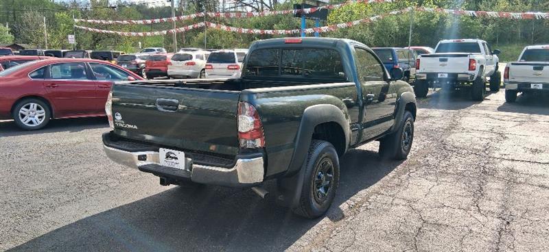Toyota Tacoma Regular Cab 4WD 2011