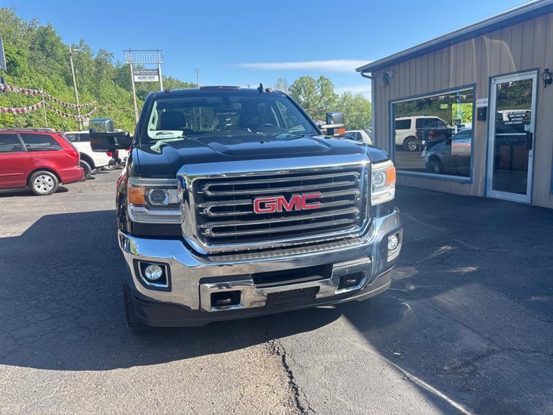 GMC Sierra 2500HD SLT Crew Cab 4WD 2015
