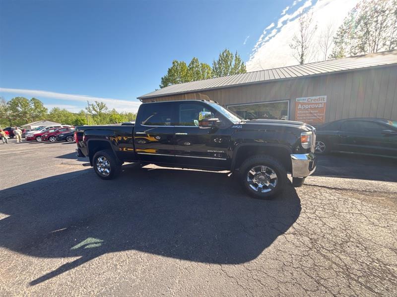 GMC Sierra 2500HD SLT Crew Cab 4WD 2015