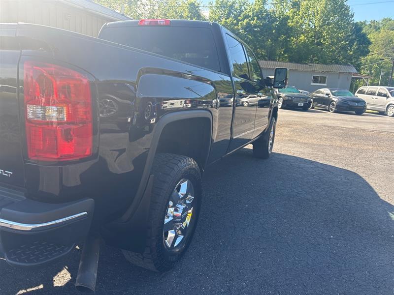 GMC Sierra 2500HD SLT Crew Cab 4WD 2015