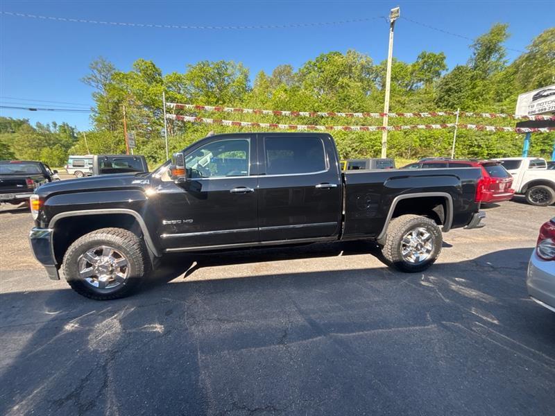 GMC Sierra 2500HD SLT Crew Cab 4WD 2015