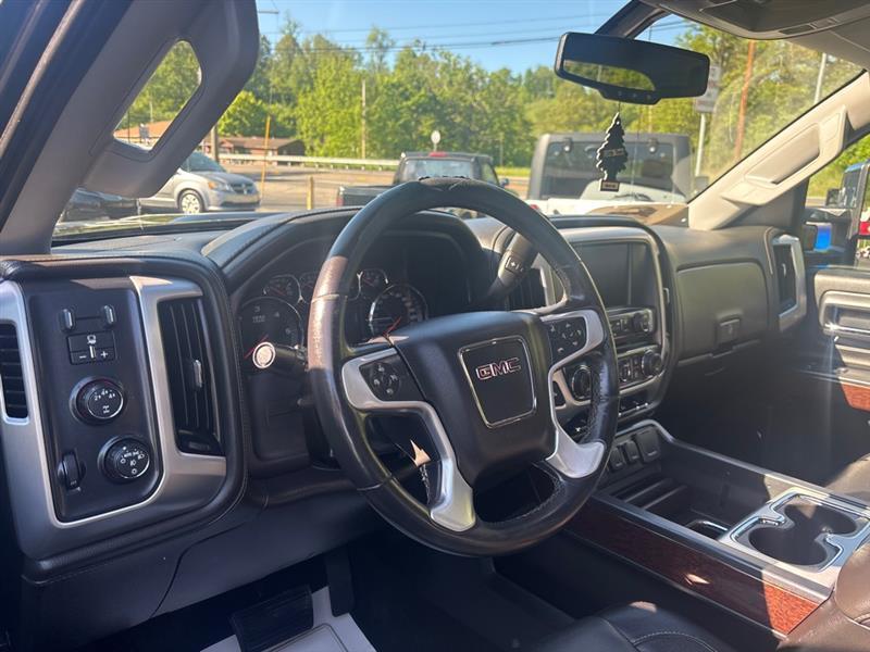 GMC Sierra 2500HD SLT Crew Cab 4WD 2015