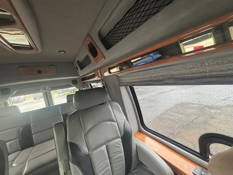 Ford Econoline E-150 2003