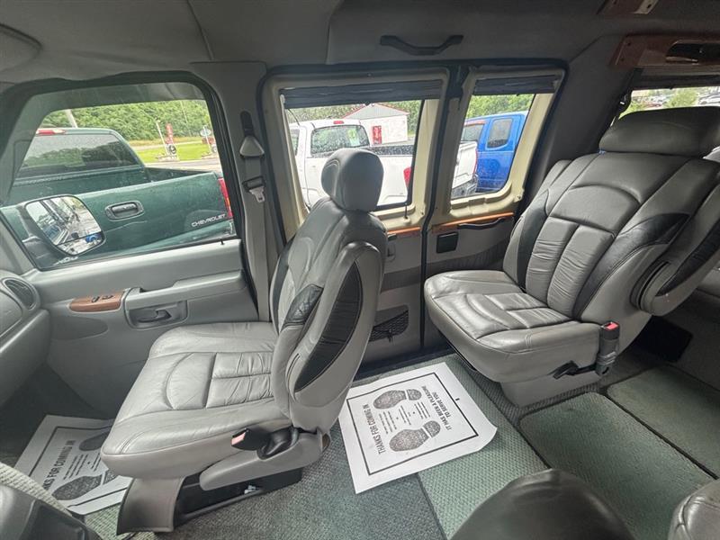 Ford Econoline E-150 2003