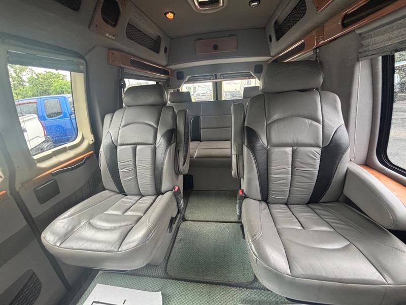 Ford Econoline E-150 2003