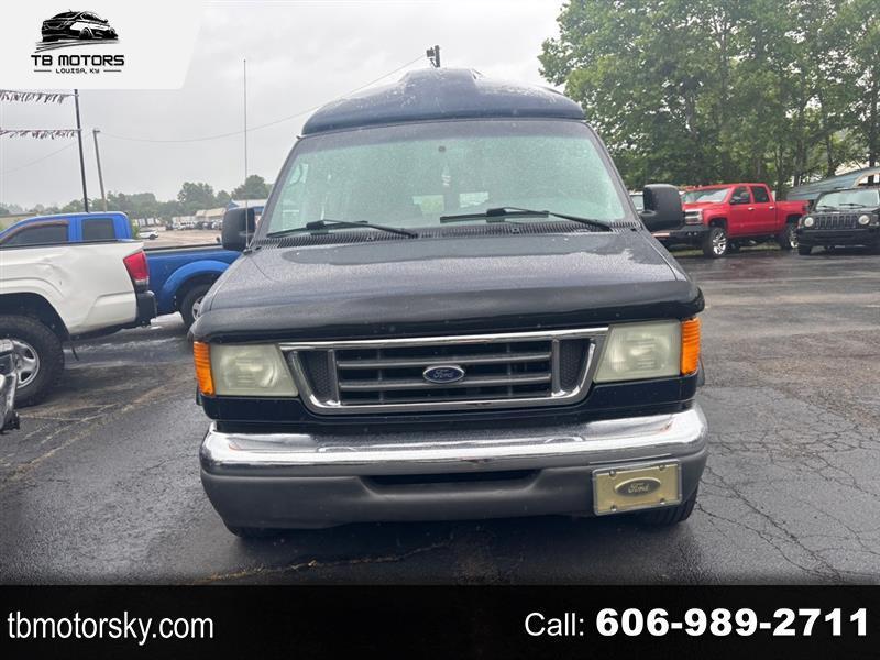 Ford Econoline E-150 2003