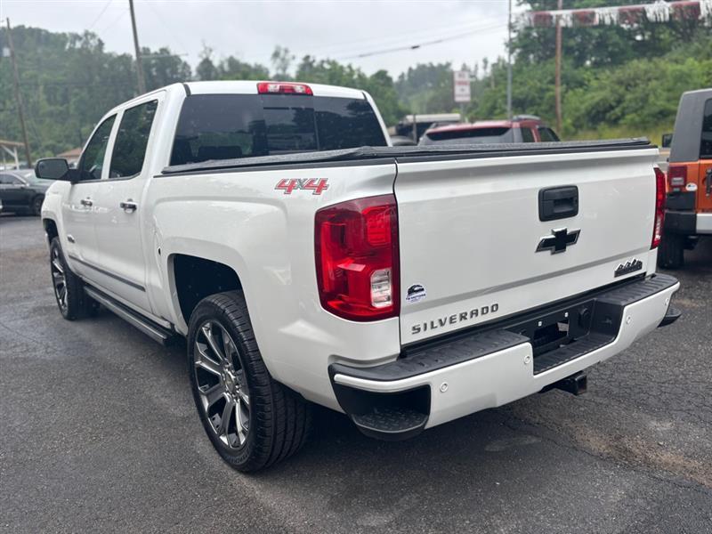 Chevrolet Silverado 1500 High Country Crew Cab Long Box 4WD 2017