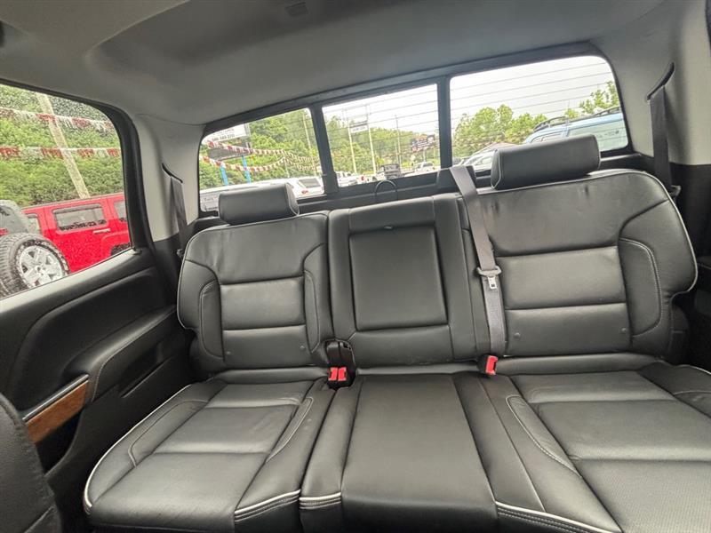 Chevrolet Silverado 1500 High Country Crew Cab Long Box 4WD 2017