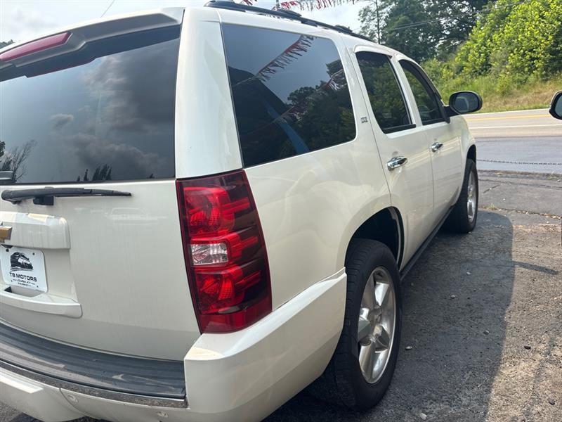 Chevrolet Tahoe LTZ 4WD 2013