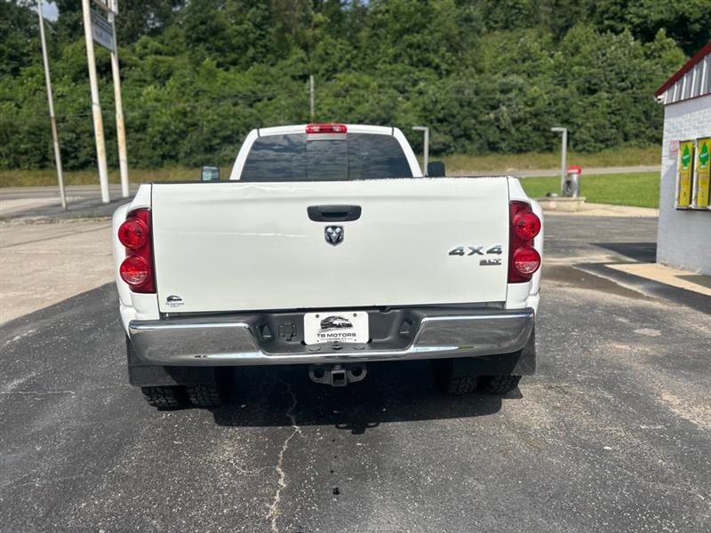 Dodge Ram 3500 SLT Long Bed 4WD DRW 2007
