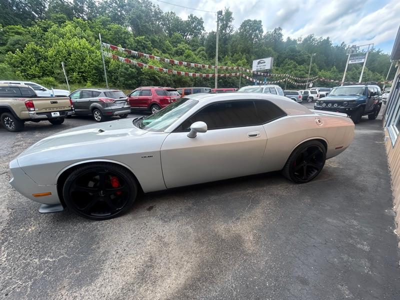 Dodge Challenger SRT8 2008