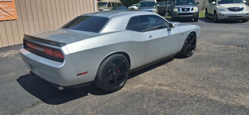 Dodge Challenger SRT8 2008