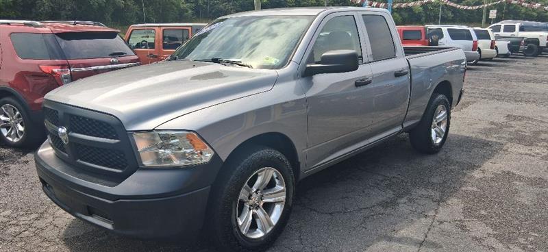 RAM 1500 Classic Tradesman Quad Cab 4WD 2022