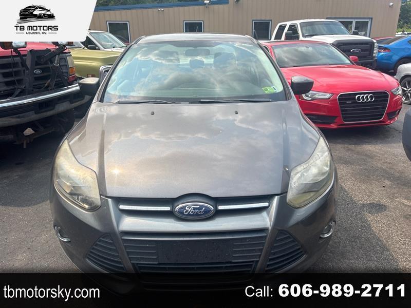 Ford Focus SE Sedan 2012