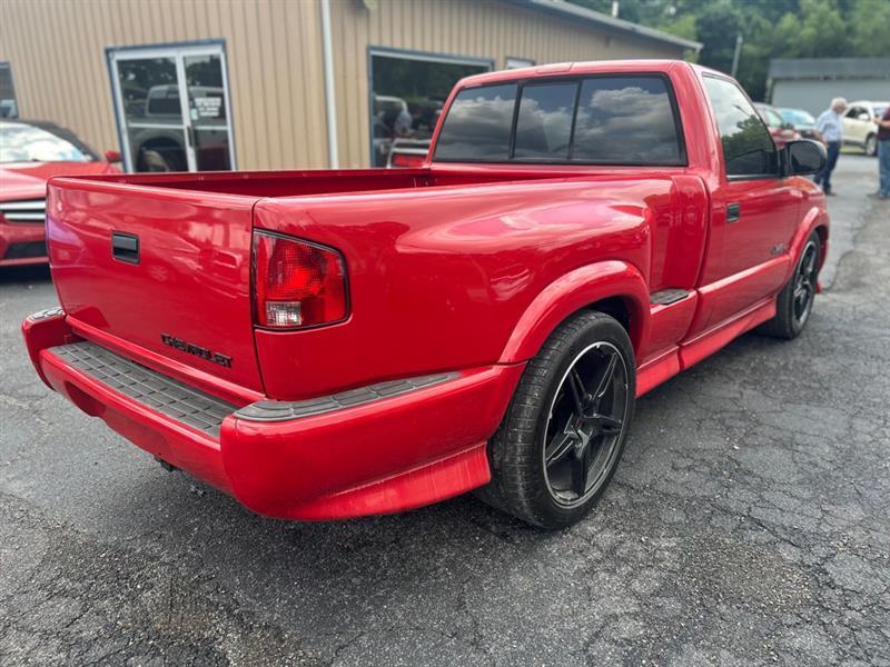 Chevrolet S10 Pickup LS Long Bed 2WD 2000