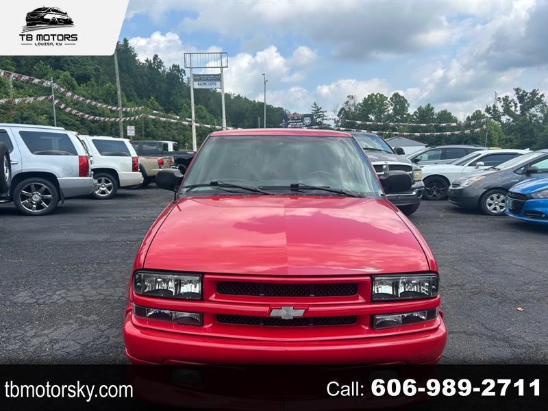 2000 Chevrolet S10 Pickup LS Long Bed 2WD